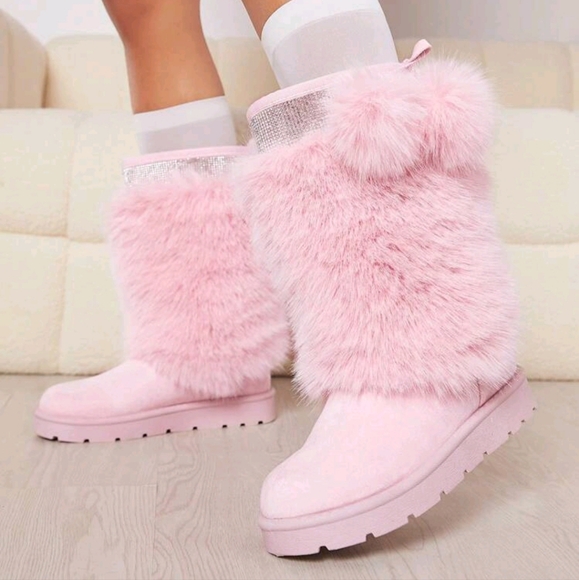 Fuzzy Slip On Boots New Year Holiday - Picture 3 of 4